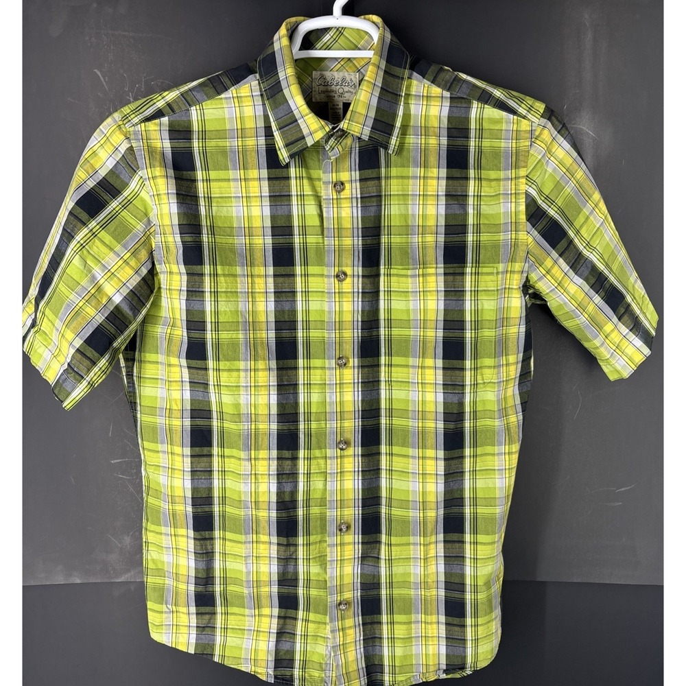 Cabelas Shirt Mens Medium Short Sleeve Button Up Green/Yellow/Black Plaid